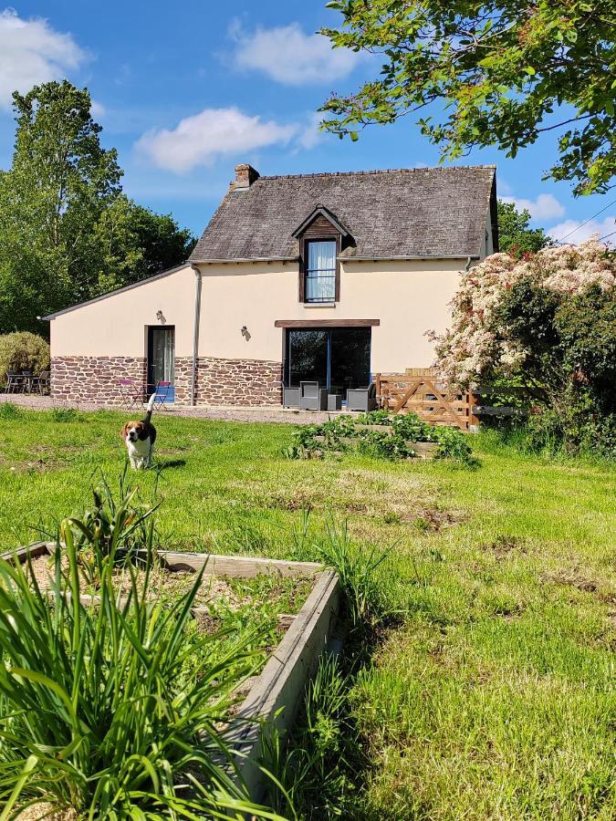 Villa L'Ote De Brekilien à Saint-Malon-sur-Mel Extérieur photo