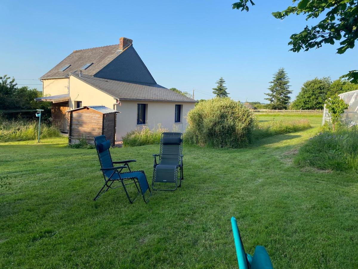Villa L'Ote De Brekilien à Saint-Malon-sur-Mel Extérieur photo
